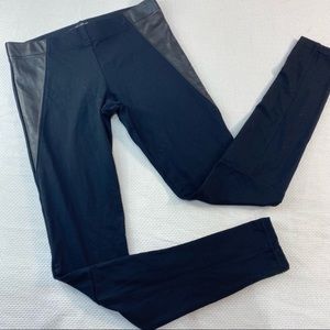 David Lerner Black Trendy Leggings Size Medium Like New